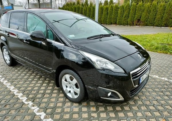 Peugeot 5008 cena 32200 przebieg: 193000, rok produkcji 2013 z Działoszyn małe 67